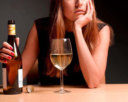 Анонимное лечение женского алкоголизма в Свободном